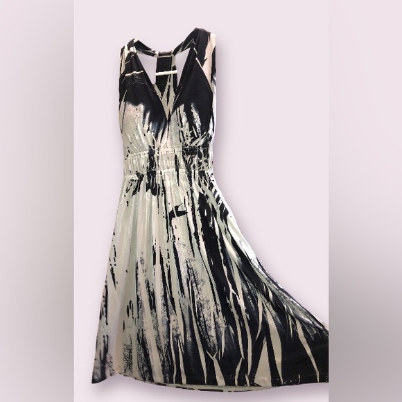 silky, flirty marilyn-style midi halter-dress... size S - Picture 2 of 3